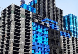 Pallet Plastik Bekas CV Anugerah Mentari Abadi 380x260